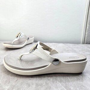 Crocs Embellished Wedge Flip Flops Sz 6 White Rubber Open Toe Slide Thong Sandal